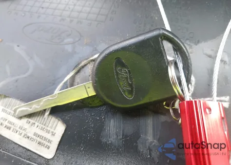 2015 Ford Fiesta S z USA, uszkodzony, nr VIN 3FADP4AJ2FM110524